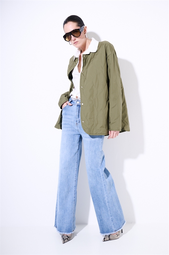 GIACCA TRAPUNTATA CON BOTT. AUTOMATICI VERDE MILITARE