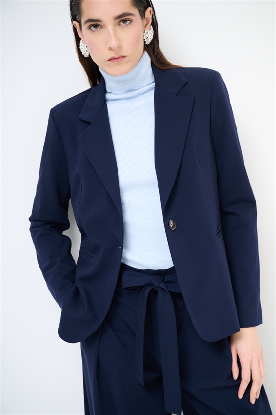 GIACCA SLIM CON TASCHE A FILETTO BLU