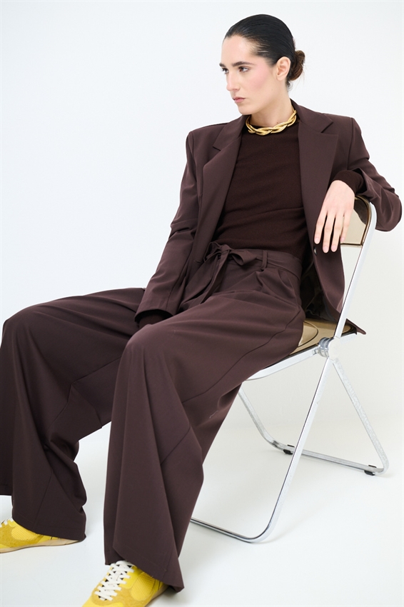 GIACCA SLIM CON TASCHE A FILETTO MORO