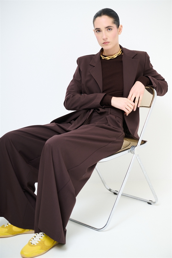 GIACCA SLIM CON TASCHE A FILETTO MORO