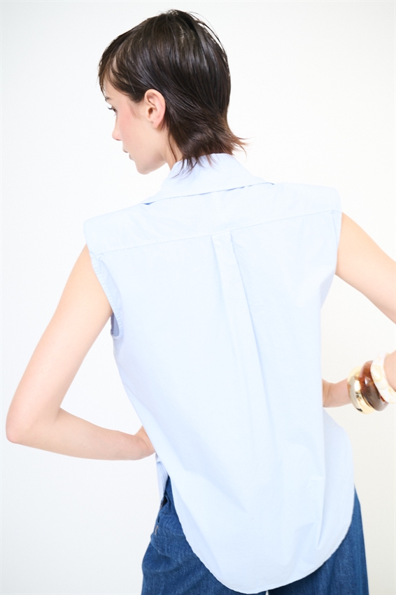 CAMICIA SMANICATA CON SPALLINI