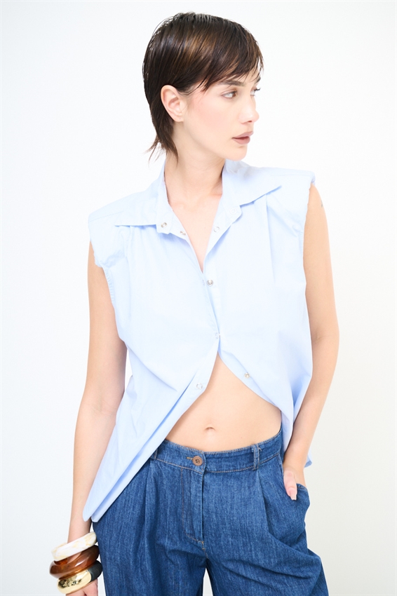 CAMICIA SMANICATA CON SPALLINI