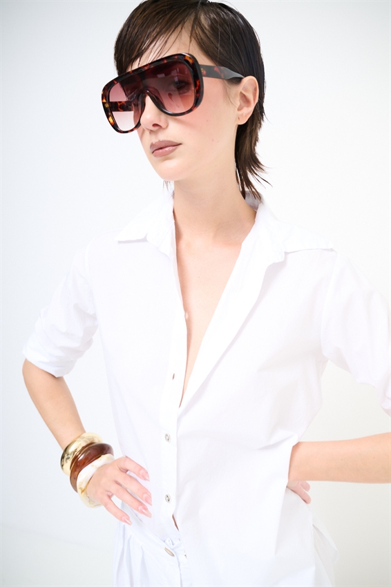 CAMICIA OVER IN TELA CON SPACCO DIETRO