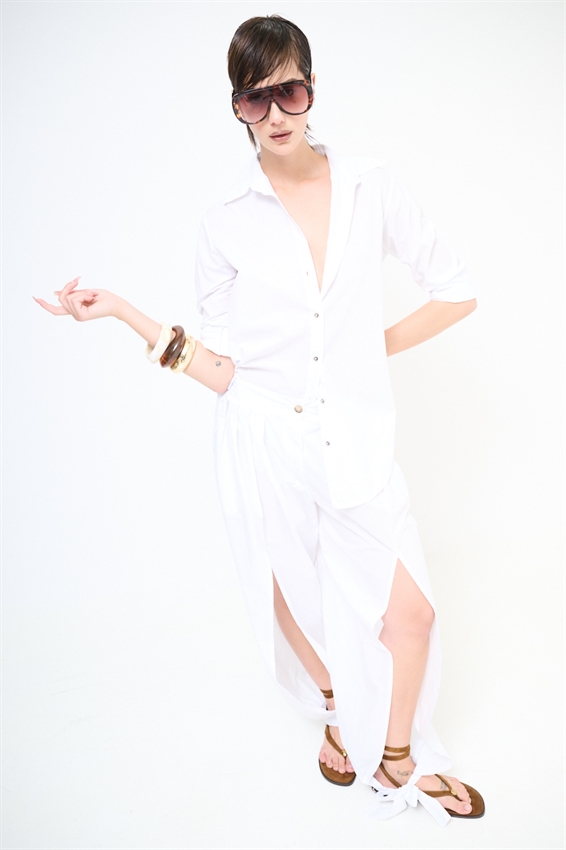 CAMICIA OVER IN TELA CON SPACCO DIETRO