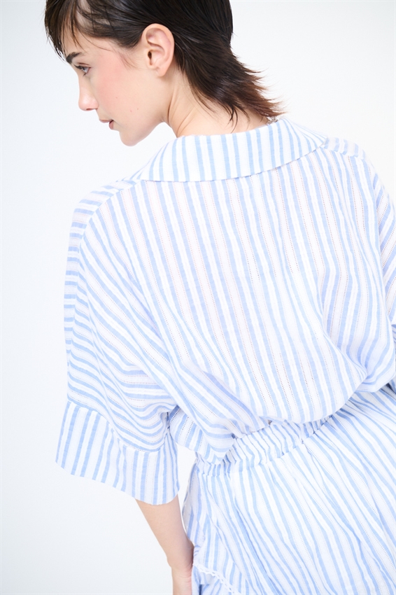 CAMICIA OVER A MEZZA MANICA RIGATA CON RICAMO
