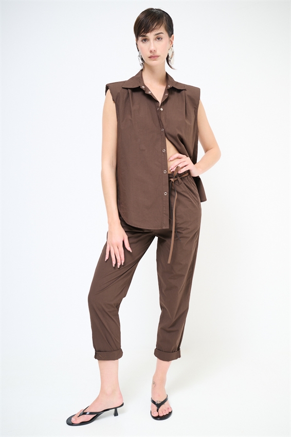 PANTA BASIC IN TELA CON TASCA DIETRO + CINTURA