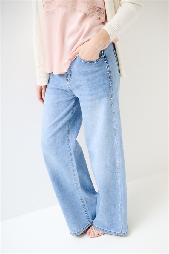 JEANS A PALAZZO CON BORCHIE BLU CHIARO