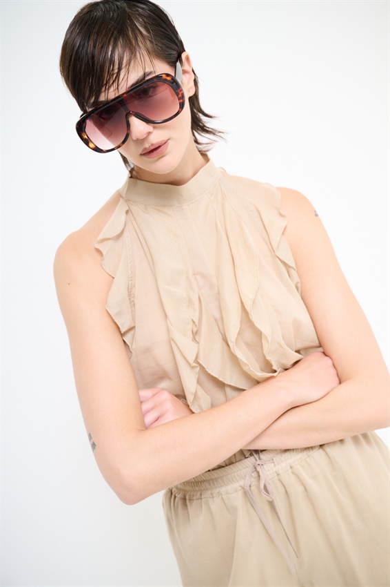 TOP IN MUSSOLA COTONE CON VOLANT