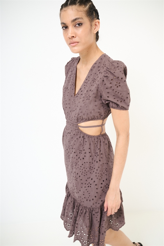 ABITO CORTO CUT OUT SANGALLO
