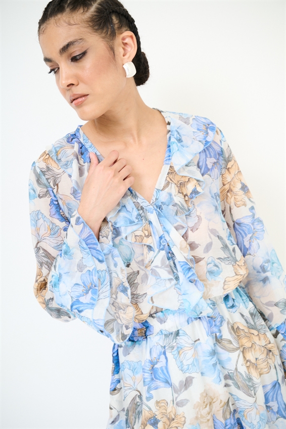 BLUSA CON VOLANT A FANTASIA