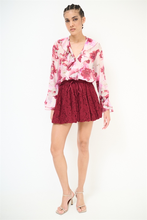 BLUSA CON VOLANT A FANTASIA