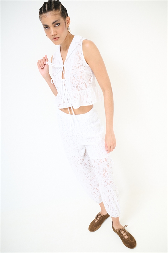 GILET IN PIZZO CON LACCI