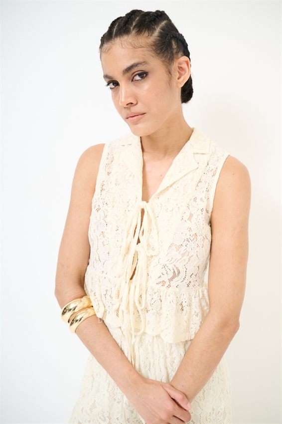 GILET IN PIZZO CON LACCI
