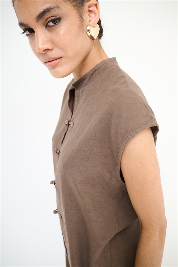 GILET CON ALAMARI VISCOSA/LINO