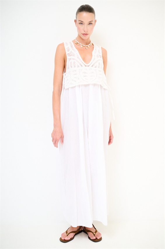 ABITO LUNGO IN MUSSOLA + TOP MACRAME