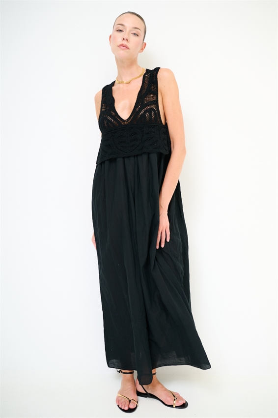 ABITO LUNGO IN MUSSOLA + TOP MACRAME