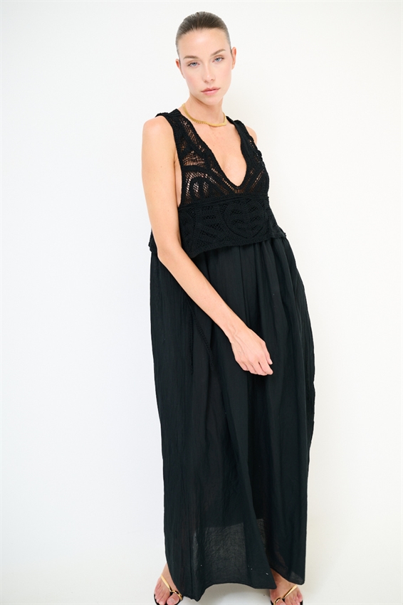 ABITO LUNGO IN MUSSOLA + TOP MACRAME