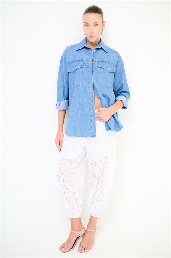 CAMICIA OVER IN DENIM CON TASCHE