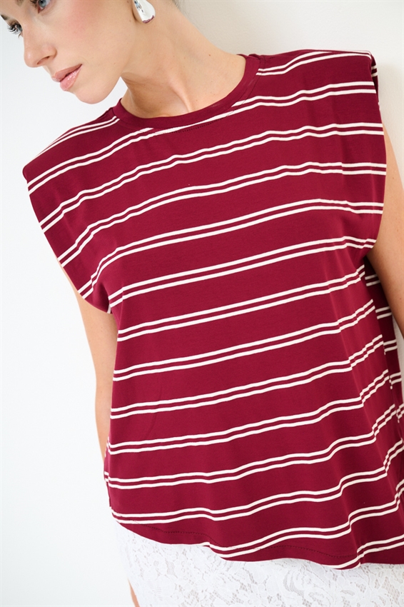 T-SHIRT SMANICATA SPALLINE RIGA