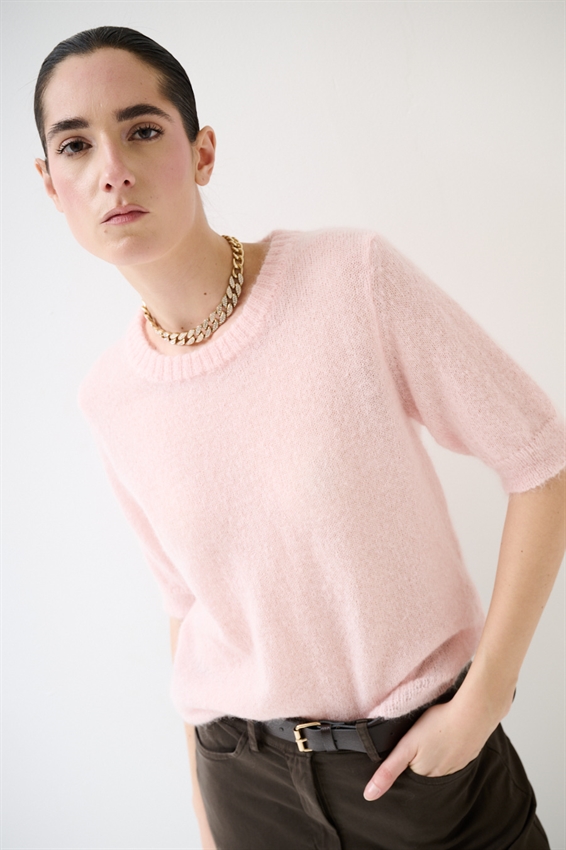 MAGLIA PARICOLLO IN MISTO MOHAIR A MEZZA MANICA ROSA