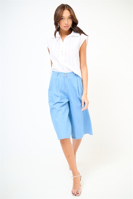 BERMUDA IN CHAMBRAY