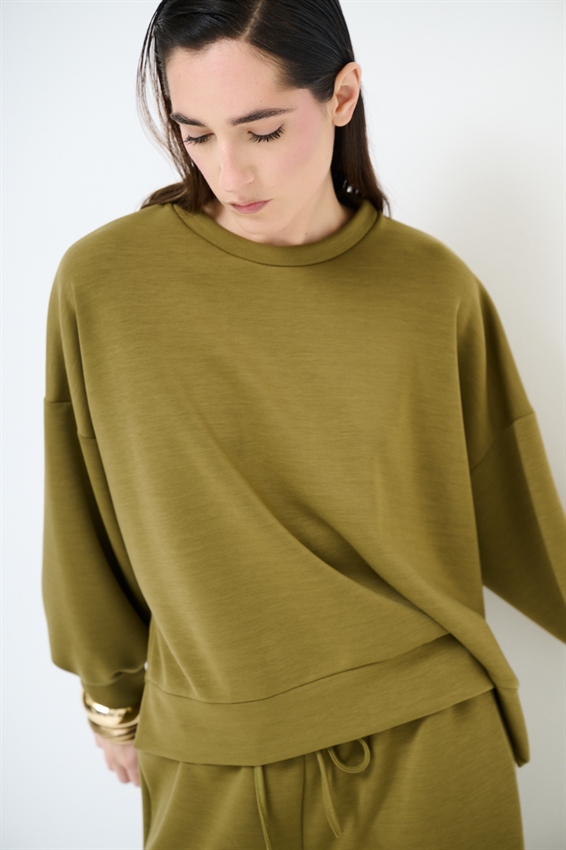 FELPA PARICOLLO OVERSIZE CON SPACCHI IN MODAL OLIO