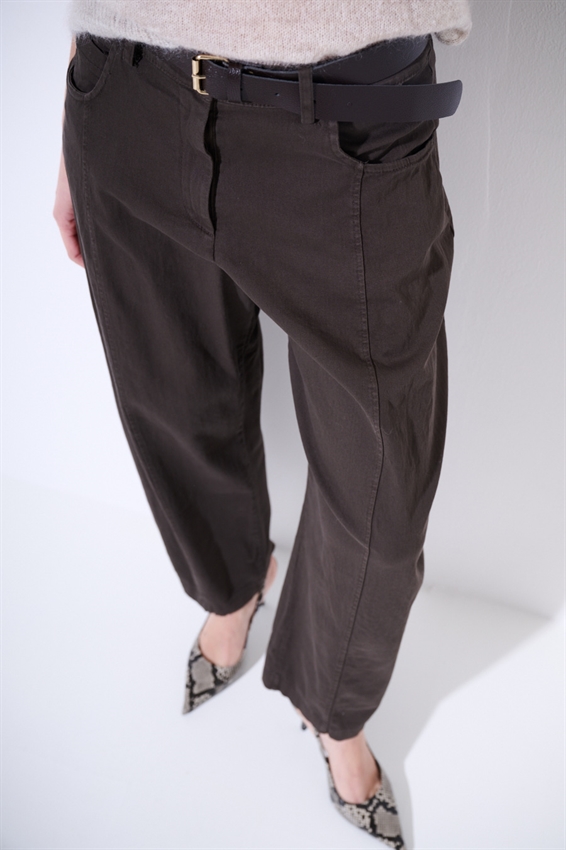 PANTA BALLON CON IMPUNTURA DAV. E CINTURA FORMICA