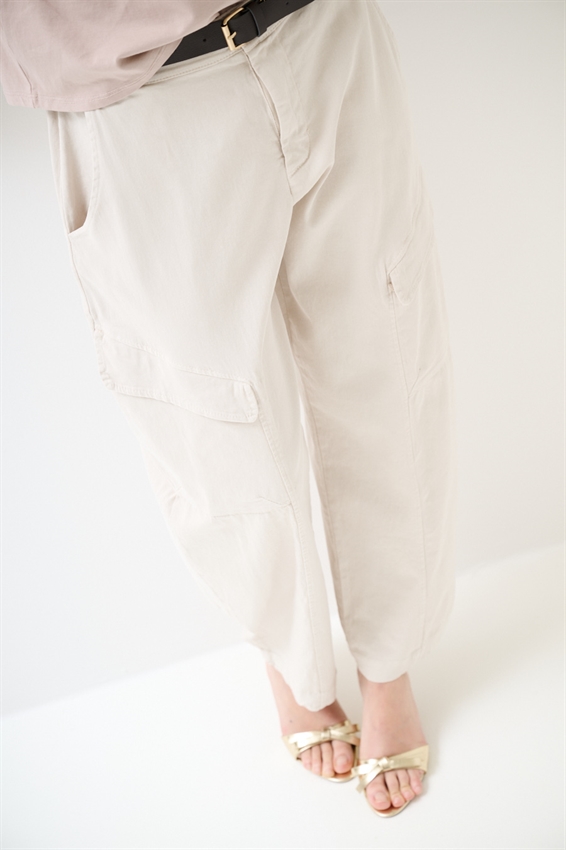 PANTA BALLOON CON TASCONI + CINTURA SOIA