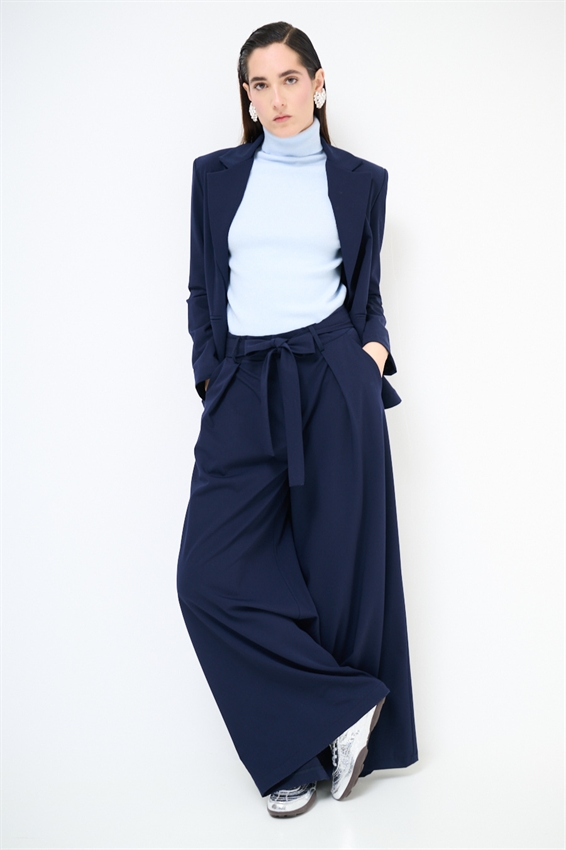 PANTAPALAZZO CON PIEGHE E CINTURA BLU