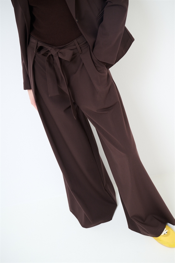 PANTAPALAZZO CON PIEGHE E CINTURA MORO