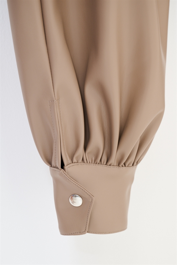 PANTALONE BALLOON ECOPELLE CON BOTT. SU FONDO