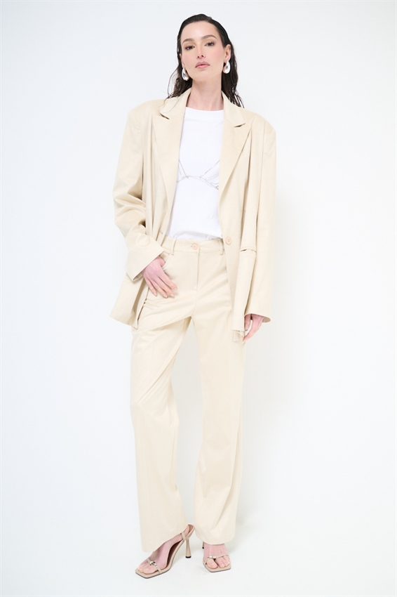 PANTALONE A 5 TASCHE CON PIEGA CENTRALE