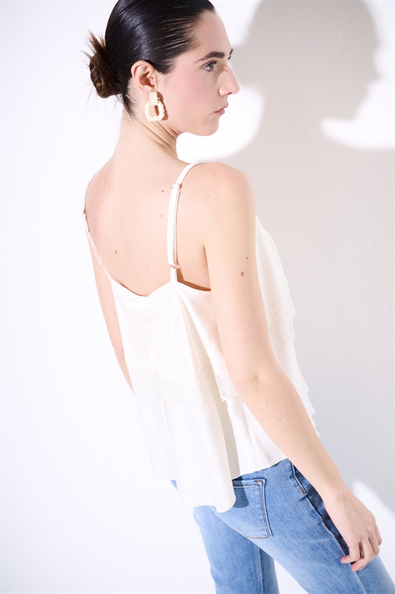 TOP RASO CON INSERTI PIZZO PANNA