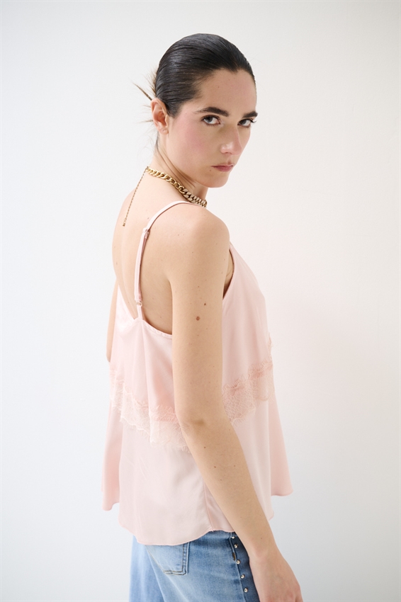 TOP RASO CON INSERTI PIZZO ROSA