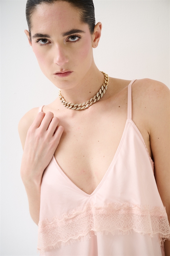 TOP RASO CON INSERTI PIZZO ROSA