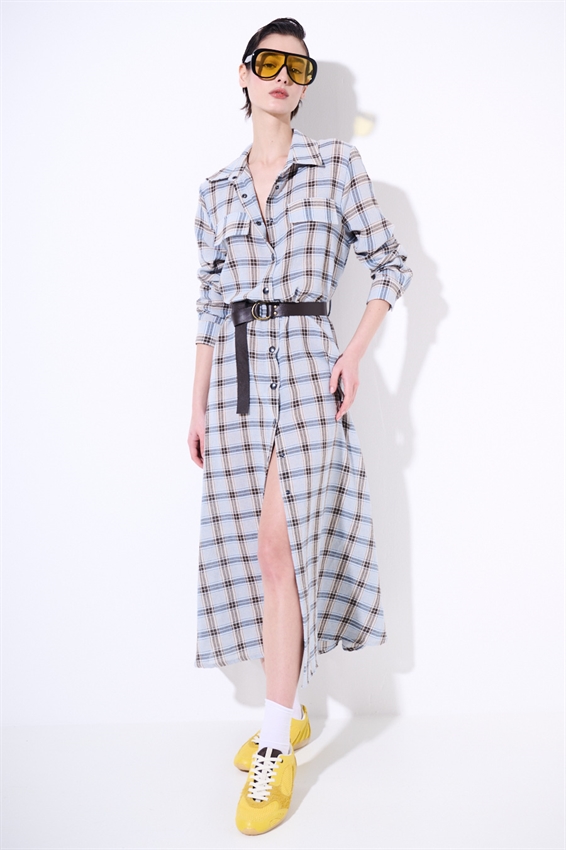 ABITO CHEMISIER A QUADRI CON CINTURA E BOTT. CELESTE