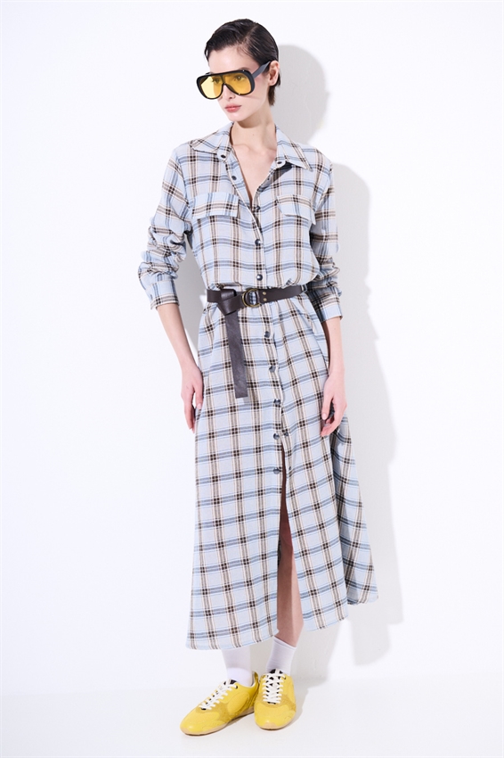 ABITO CHEMISIER A QUADRI CON CINTURA E BOTT. CELESTE