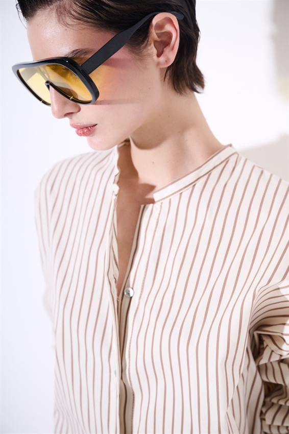 CAMICIA RIGATA A OVETTO COLLO COREANA BURRO