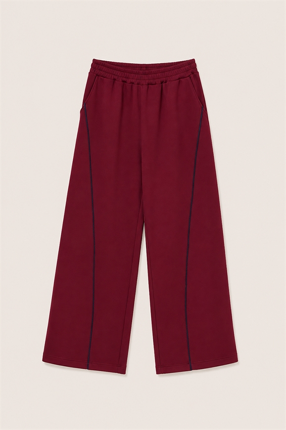 PANTA TUTA CON PIPING