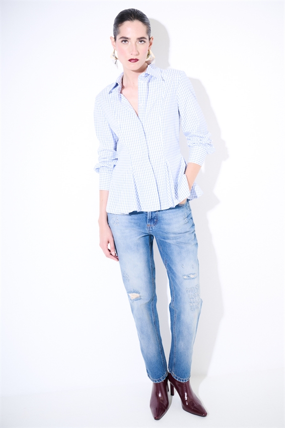 CAMICIA CON PINCES AVVITATA