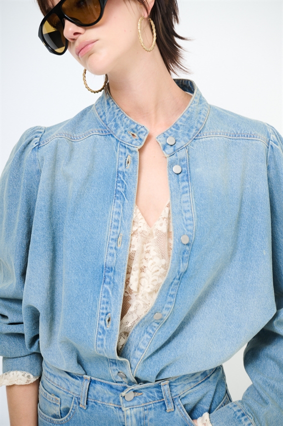 GIACCA CAMICIA CON COLLETTO E INCRESPATURA CARRE