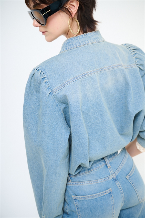 GIACCA CAMICIA CON COLLETTO E INCRESPATURA CARRE