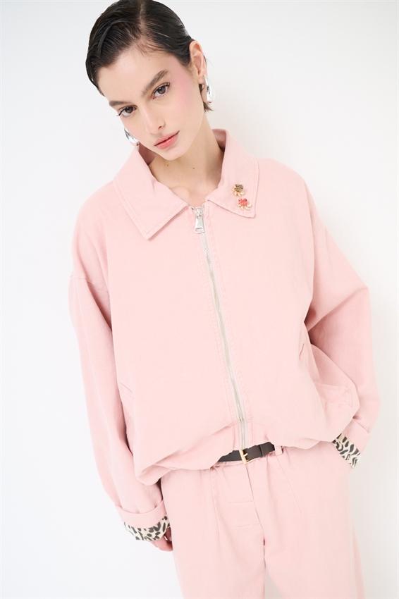 BOMBER OVERSIZE CON FONDO MACULA E SPILLE ROSA