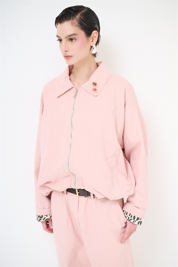 BOMBER OVERSIZE CON FONDO MACULA E SPILLE ROSA
