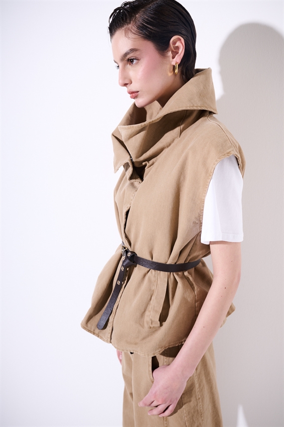 GILET COLLO AMPIO + CINTURA SABBIA