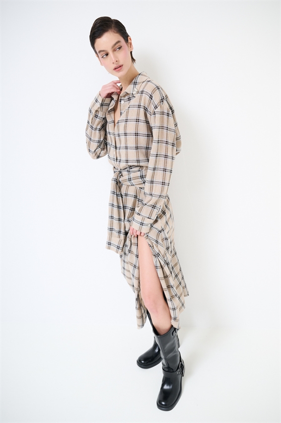 GONNA MIDI SVASATA A QUADRI CAMMELLO