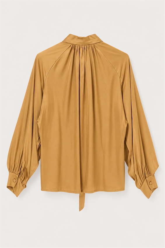 CAMICIA CON FIOCCO