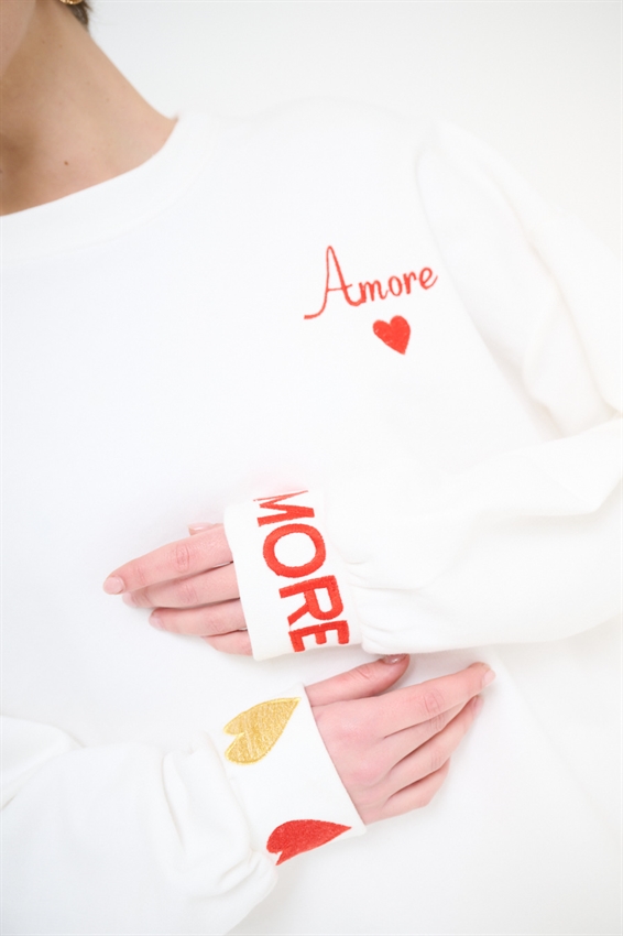 FELPA BASIC PARICOLLO RICAMO AMORE PANNA