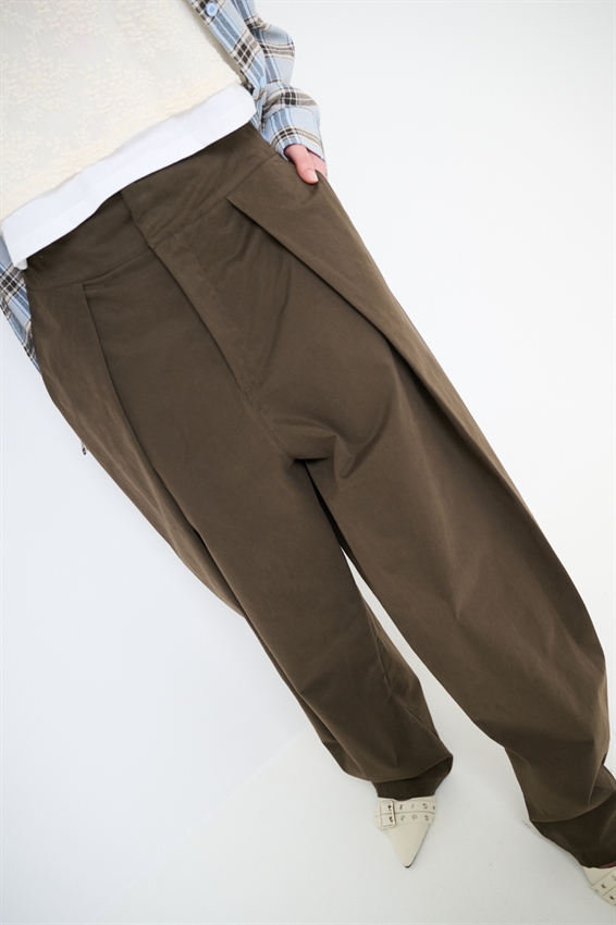 PANTALONE DRITTO CON PIEGA DAVANTI MORO