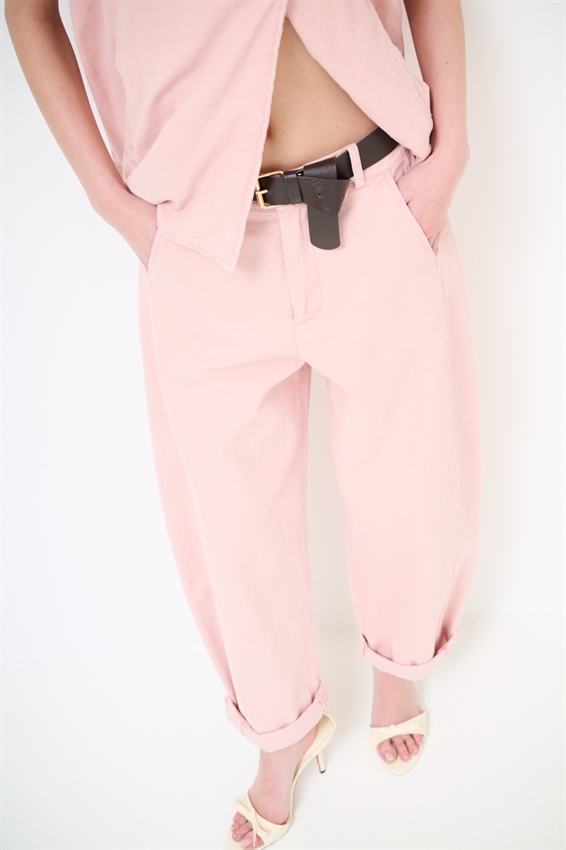 PANTALONE OVETTO DRILL LAVATO + CINTURA ROSA